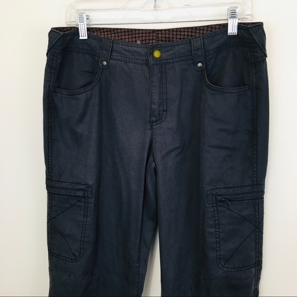 Athleta cargo pants size 8 - Picture 2 of 10